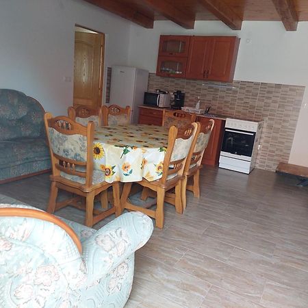 Villa Orban Nyaralohaz Kovagoors Exterior foto